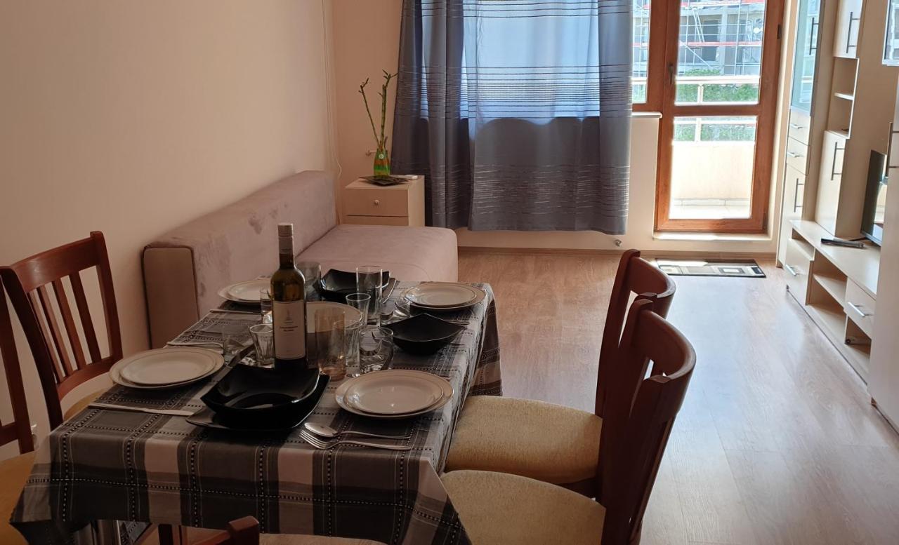 Family Holiday Apartments Breez 1 Varna Ngoại thất bức ảnh